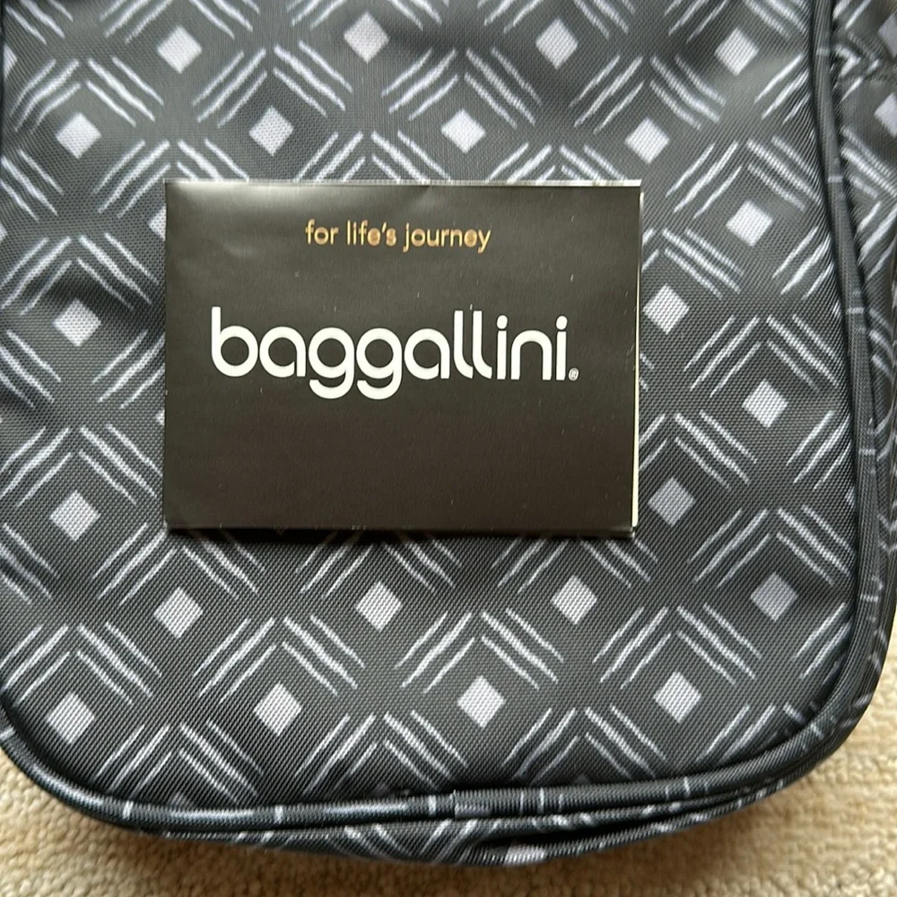 NWT Baggallini Journey Crossbody Bag Travel Purse Black Diamond RFID
